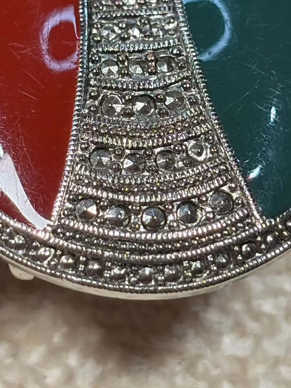 Art Deco Style Sterling Silver Marcasite Green Agate Red Carnelian Oval Brooch